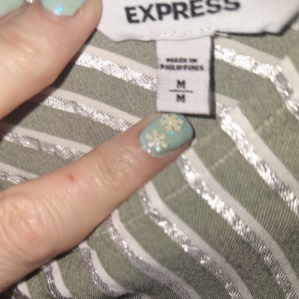 Express Blouse - Picture 11 of 11